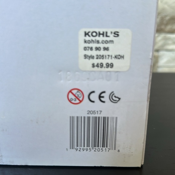 Disney’s Frozen Anna and Sven (Kohls Exclusive) Retired - Picture 7 of 7